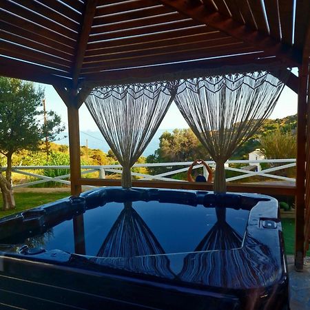 Kerame Paradise Villa Agios Kirykos  Exterior photo
